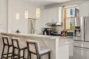 218 Thorndike St, Cambridge, MA 02141 - Photo 7