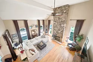4 Shipley Ct, Middleton, MA 01949 - Photo 13