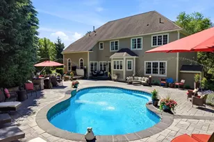 4 Shipley Ct, Middleton, MA 01949 - Photo 9