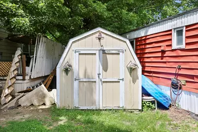 18 Brierwood Ln, Pittsfield, MA 01201 - Photo 5