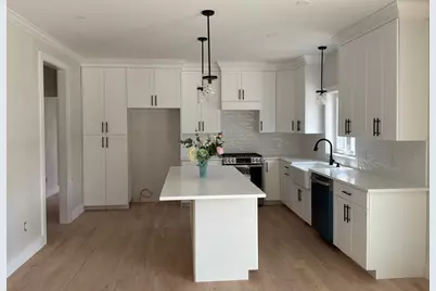 10 April Way, Millis, MA 02054 - Photo 3