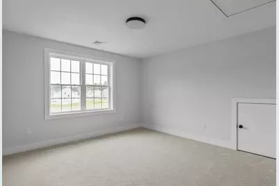 10 April Way, Millis, MA 02054 - Photo 27
