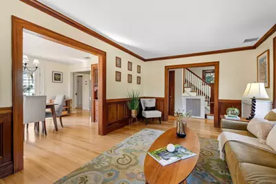 197 Hillside Ave, Arlington, MA 02476 - Photo 5