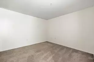 1 Earhart St, Cambridge, MA 02141 - Photo 11
