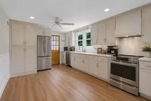 58 Jersey St, Marblehead, MA 01945 - Photo 7