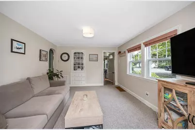 58 Jersey St, Marblehead, MA 01945 - Photo 5