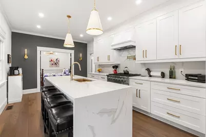 37 Moulton St, Newburyport, MA 01950 - Photo 13