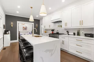 37 Moulton St, Newburyport, MA 01950 - Photo 13