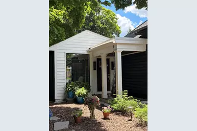 37 Moulton St, Newburyport, MA 01950 - Photo 5