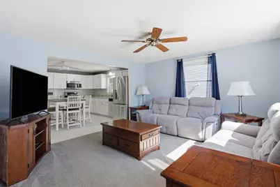 137 Maplewood Rd, Lynn, MA 01904 - Photo 5