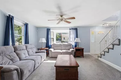 137 Maplewood Rd, Lynn, MA 01904 - Photo 3