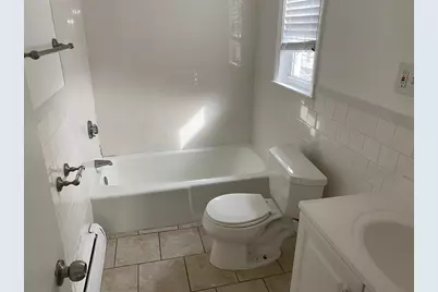 522 Saratoga St #3, Boston, MA 02128 - Photo 3