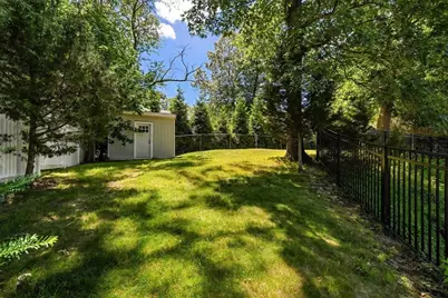78 Hutchinson Rd, Arlington, MA 02474 - Photo 39