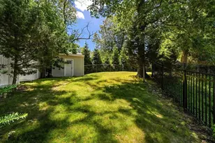 78 Hutchinson Rd, Arlington, MA 02474 - Photo 39