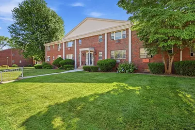 73 Regency Park Drive #73, Agawam, MA 01001 - Photo 3