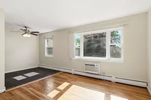 73 Regency Park Dr, Agawam, MA 01001 - Photo 9