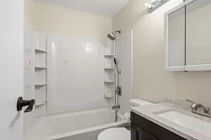 73 Regency Park Dr, Agawam, MA 01001 - Photo 17