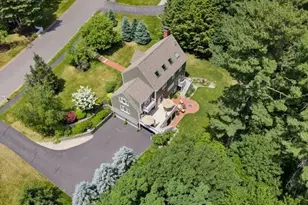 8 Sergeant Roode Ln, Middleton, MA 01949 - Photo 3