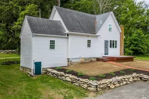 159 County St, Lakeville, MA 02347 - Photo 3