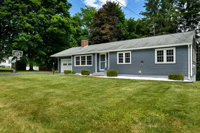 2 Crescent Ter, Ware, MA 01082 - Photo 3