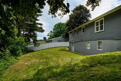 2 Crescent Ter, Ware, MA 01082 - Photo 5