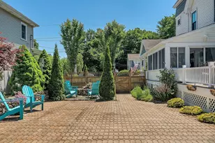 94 Pleasant St, Mansfield, MA 02048 - Photo 25
