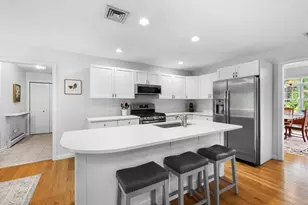 21 Juniper Ridge Ln, Dartmouth, MA 02748 - Photo 9