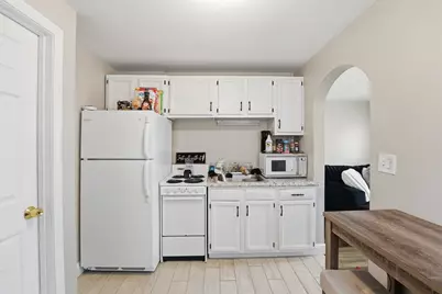 90 Walnut St, Chicopee, MA 01020 - Photo 5