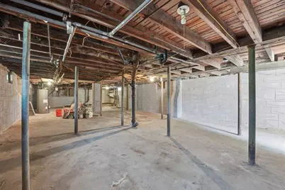 90 Walnut St, Chicopee, MA 01020 - Photo 33
