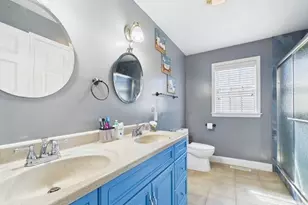 19 Abington Ln, Fall River, MA 02721 - Photo 17
