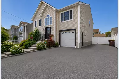 19 Abington Ln., Fall River, MA 02721 - Photo 3