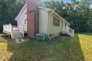 89 Sugarloaf St, Deerfield, MA 01373 - Photo 23