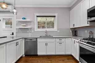 62 Atherton Rd, Brookline, MA 02446 - Photo 5