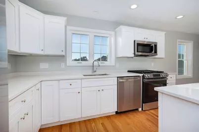 719 S. Franklin Street #B Block 3, Holbrook, MA 02343 - Photo 3