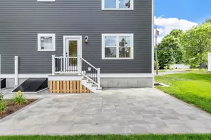 58 Neillian St, Bedford, MA 01730 - Photo 33