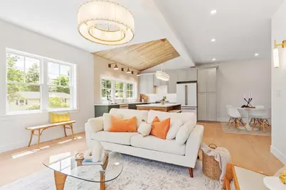 60 Neillian Street #60, Bedford, MA 01730 - Photo 3