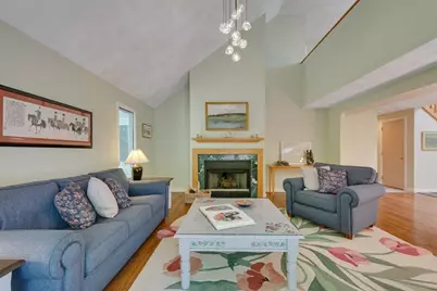 15 Fieldstone Dr, Winchester, MA 01890 - Photo 9