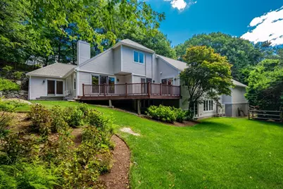 15 Fieldstone Dr, Winchester, MA 01890 - Photo 1