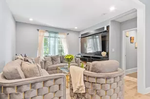 86 Houghton St, Worcester, MA 01604 - Photo 5