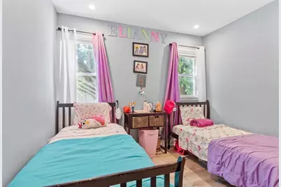 86 Houghton St, Worcester, MA 01604 - Photo 17