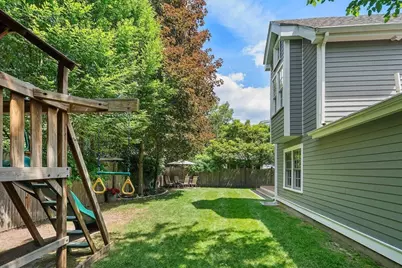 93 Manchester Rd, Newton, MA 02461 - Photo 25
