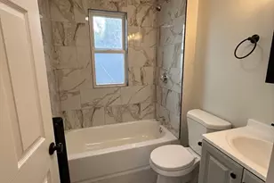 215 Ferry St, Everett, MA 02149 - Photo 9