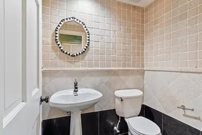 110 Dean St #1, Taunton, MA 02780 - Photo 17
