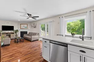 57 Brookdale Cir, Shrewsbury, MA 01545 - Photo 11