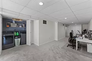 57 Brookdale Cir, Shrewsbury, MA 01545 - Photo 31