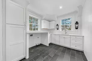 222 Grove St, Wellesley, MA 02482 - Photo 21