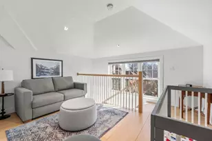 21 Crowninshield Rd, Brookline, MA 02446 - Photo 19
