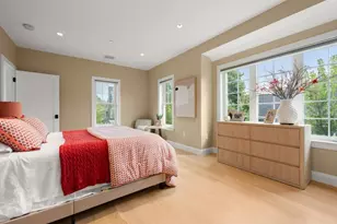 21 Crowninshield Rd, Brookline, MA 02446 - Photo 13