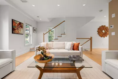 21 Crowninshield Rd #21, Brookline, MA 02446 - Photo 5