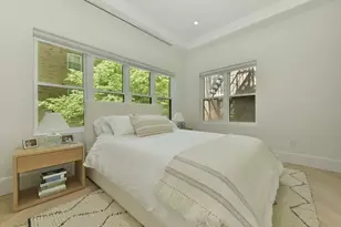 112 Charles St, Boston, MA 02114 - Photo 13